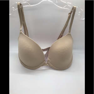 Bundle‎ of 2 Pink Victoria’s Secret Bras Size 32C